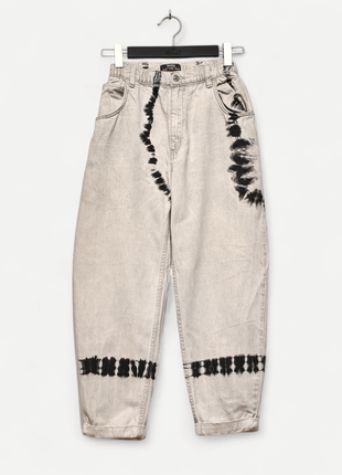 Светлые серые новые джинсы мом mom jeans bershka джинсы бананы размер s-m-l / 42-44-46