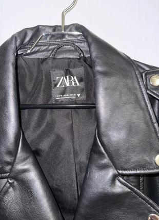 Кожаная куртка zara