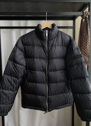 Пуховик christian dior (s).