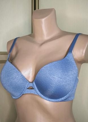 Бюстгальтер