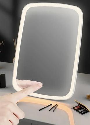 Зеркало для макияжа с led-подсветкой и сенсорным экраном