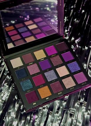 Палетка celestial charms від beauty bay