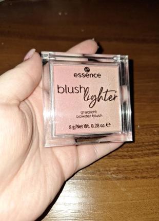 Essence blushlighter