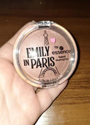 Essence emily in paris blushlighter
