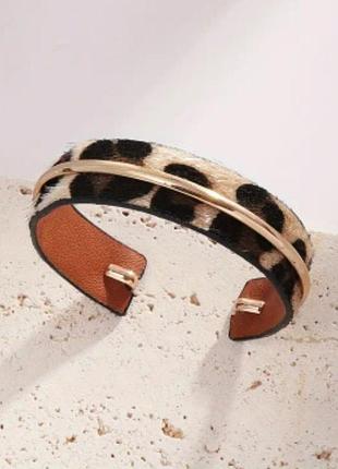 Браслет скоба с мехом леопард, 109781