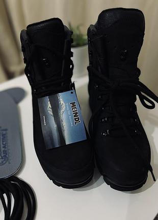 Новые зимние треккинговые ботинки meindl gevecht m1,размер 42/43