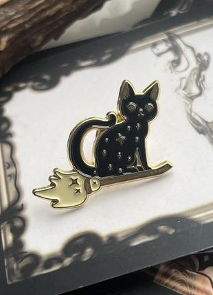 Оригинальная металлическая брошь пен черная кошка кот ведьма на метте геловин хеловин