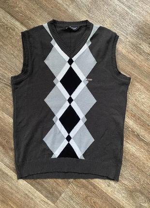 Жилетка-безрукавка под рубашку