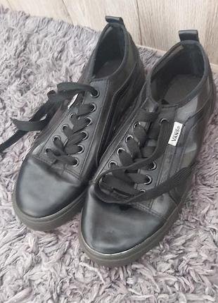Кеди van's