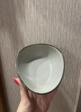 Тарелка керамическая салатник серый с серебристым 13см как ikea