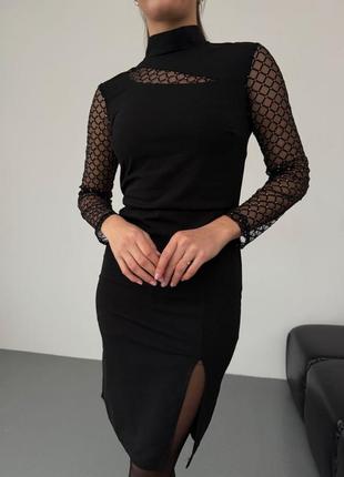 Платье с сеткой