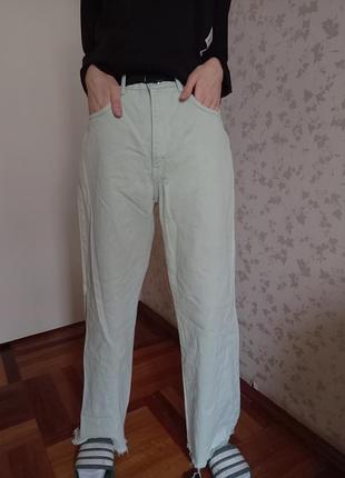 Джинси stradivarius