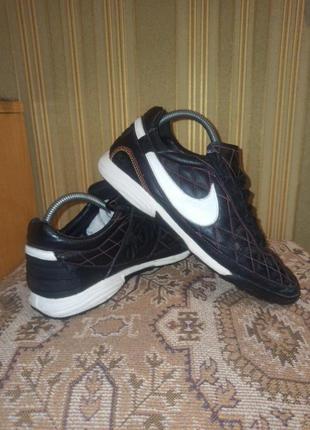 Кроссовки nike размер 41 стелька 26см