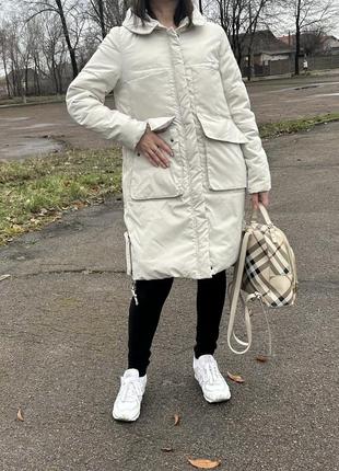 Куртка бежева