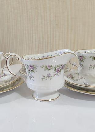 Англійська вінтажна порцеляна