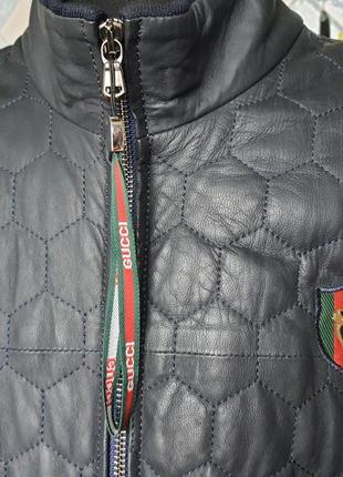 Стильная кожаная куртка