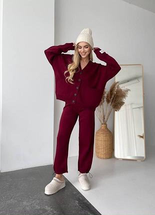 🔥трикотажный костюм-двойка состоящий из джемпера свободного кроя и трендовых палаццо. приятный к телу материал достаточно плотный