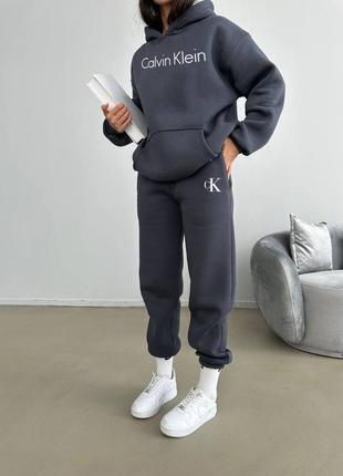 Женский теплый спортивный костюм на флисе calvin klein