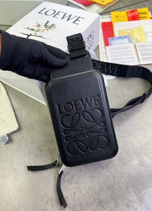 Сумка-слинг loewe из гладкой телячьей кожи 46481