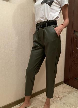 Sale💙 брюки кожаные новые на резинке