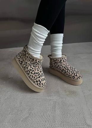 Угги угги угг gg ultra mini platform beige leopard suede2 фото