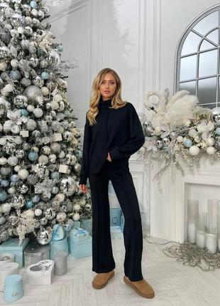 Стильный женский ангоровый костюм