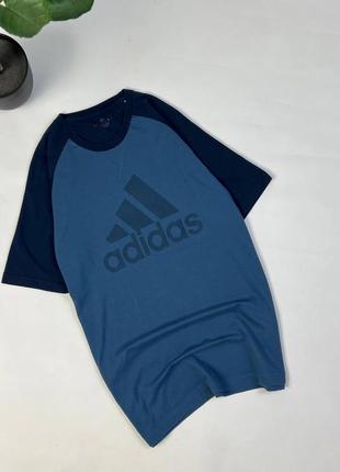 Футболка adidas