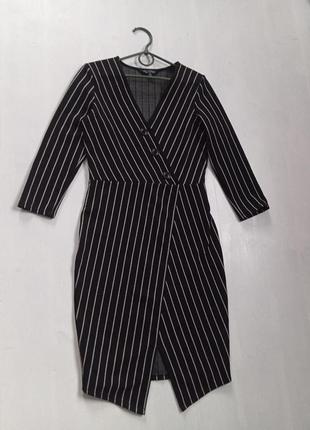 Красивое платье в полоску, полосатое платье, платье-карандаш