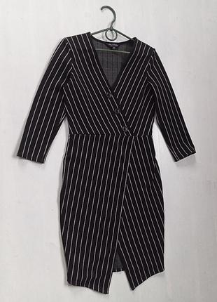 Красивое платье в полоску, полосатое платье, платье-карандаш