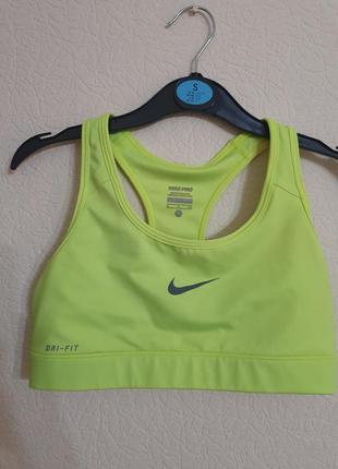 Спортивний топ nike