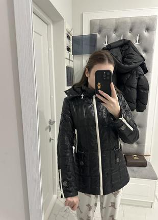 Куртка на девочку