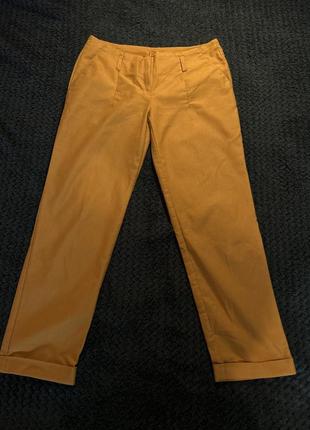 Жіночі джинси