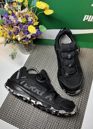 Оригінальні кросівки adidas terrex rain.roy