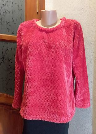 Зимняя красная кофта