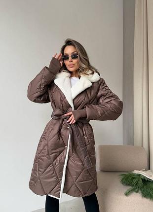 Куртка зимова з поясом та штучним хутром!