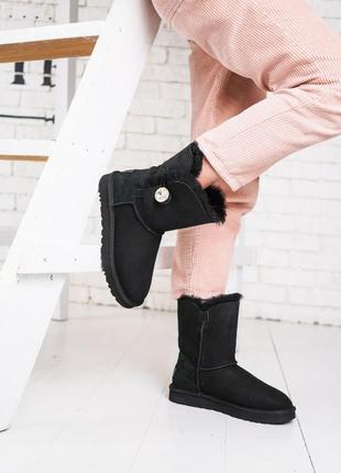 Женские чёрные угги ugg bailey button short bling suede leather