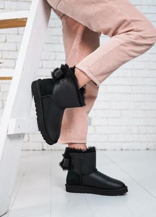 Женские чёрные угги ugg australia short bailey heart black