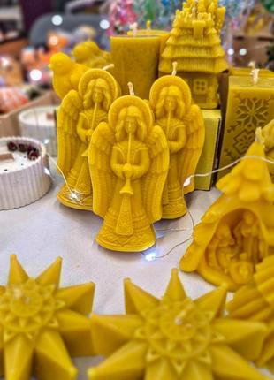 Свічка різдвяний янгол. різдвяна свічка. янгол. свічки з бджолиного воску