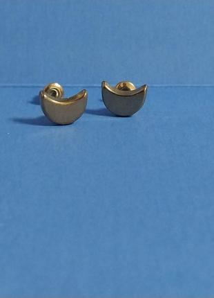 Сережки гвіздочки цвяшки металеві цвяхи золотисті біжутерія біжутерні fashion earrings jewerly кульчики модні на свято фотосесію