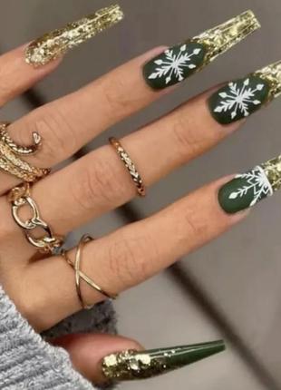 Накладные ногти 🎄