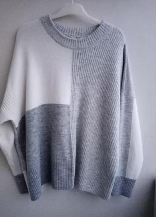 Кофта світер сіро -біла великий розмір
