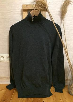 Чоловічий сірий светр   водолазка з високим горлом hugo boss  100 % wool  virgin