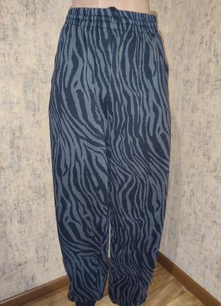 Спортивні штани adidas р.xl(18-20)