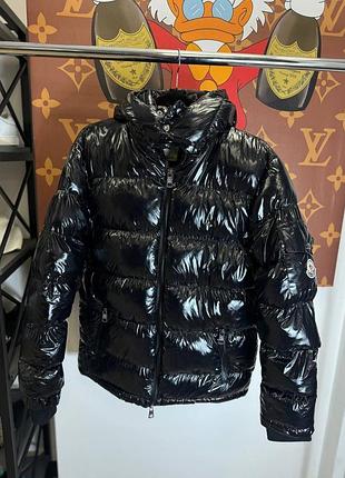 Той самий блискучий пуховик moncler / монклер😍