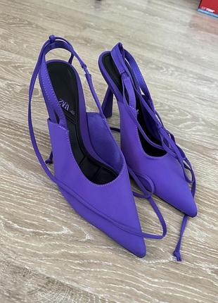 Лодочки zara
