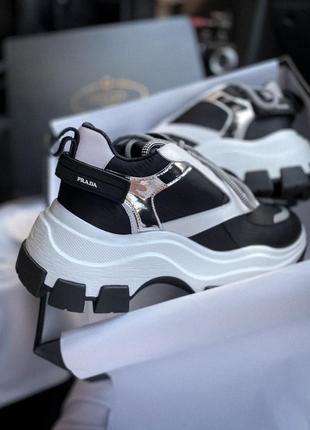Жіночі кросівки prada black white6 фото
