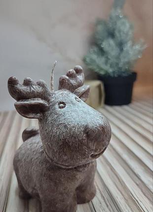 Свеча новогодняя олень