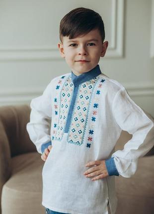 Вышиванка для мальчика (321) белая