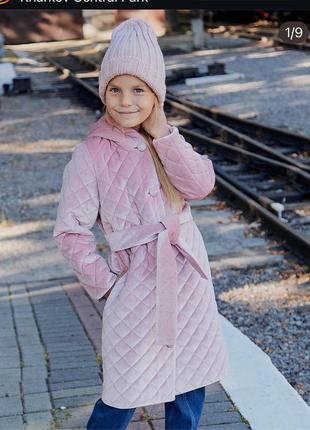 Пальто из бархата