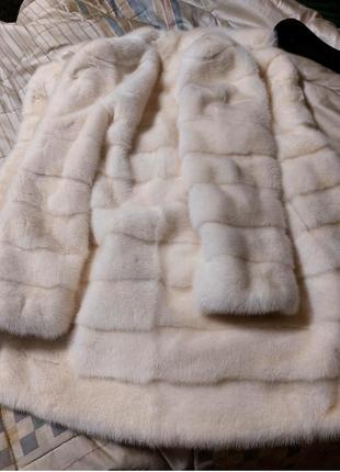 Шикарная очень густая норковая шуба в идеальном состоянии.дешево